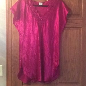 Satiny night shirt